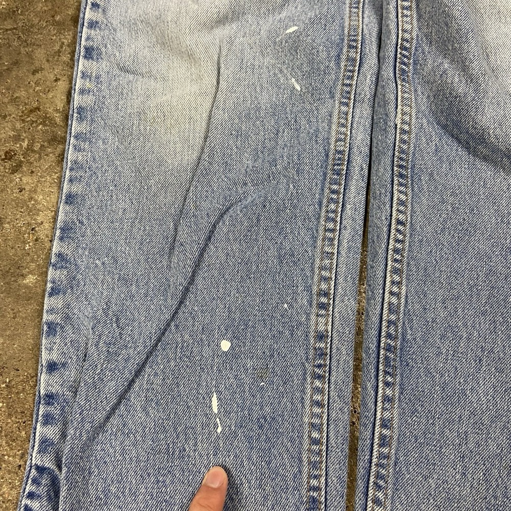 Vintage 90s Levi's 550 Jeans Size 33x32 Blue Denim Light Wash Relaxed Fit - Picture 7 of 13